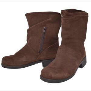 Martino of Canada Brown Suede‎ Slouch Boot, Block Heel, Size 9.5